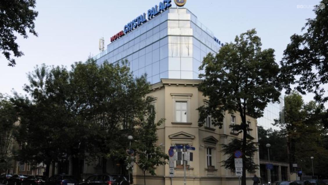 Хотел "Кристъл Палас"