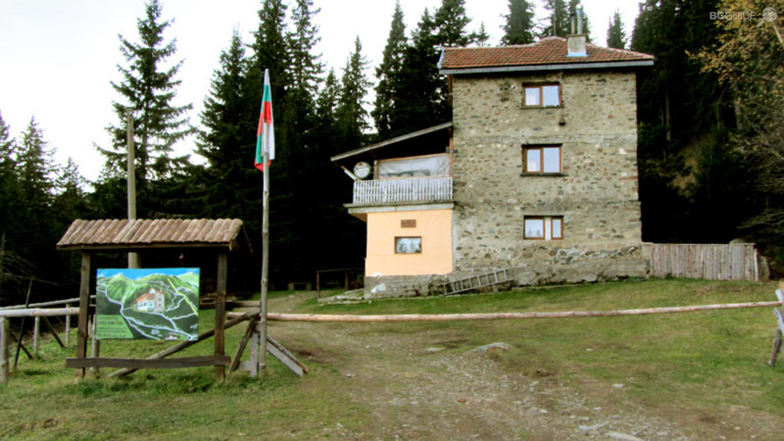 Хижа Ком /стара/