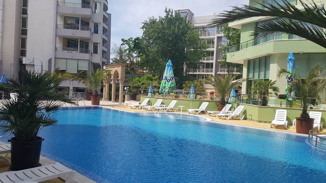 Хотел "Джули"