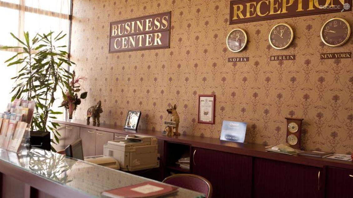 Бизнес хотел "София Плаза"