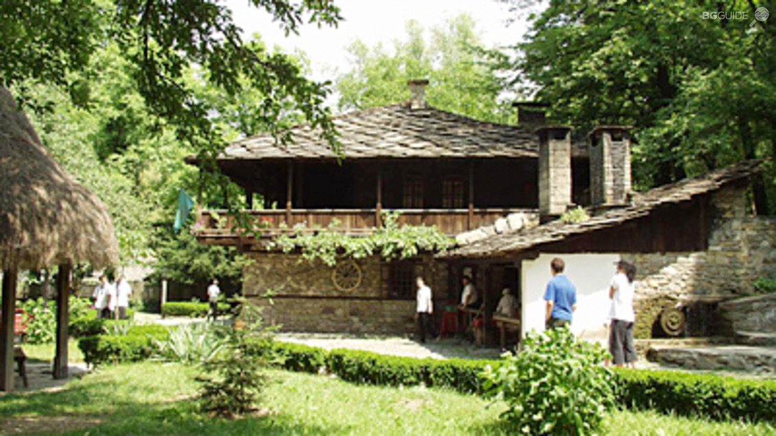 Възрожденска механа "Етър"