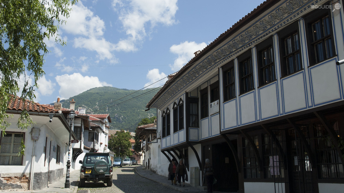 Бухаловият хан