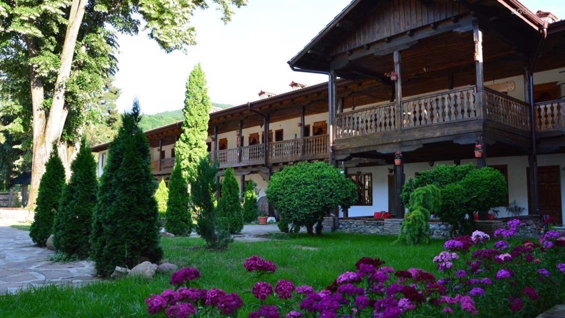 Лопушански манастир „Св. Йоан Предтеча“