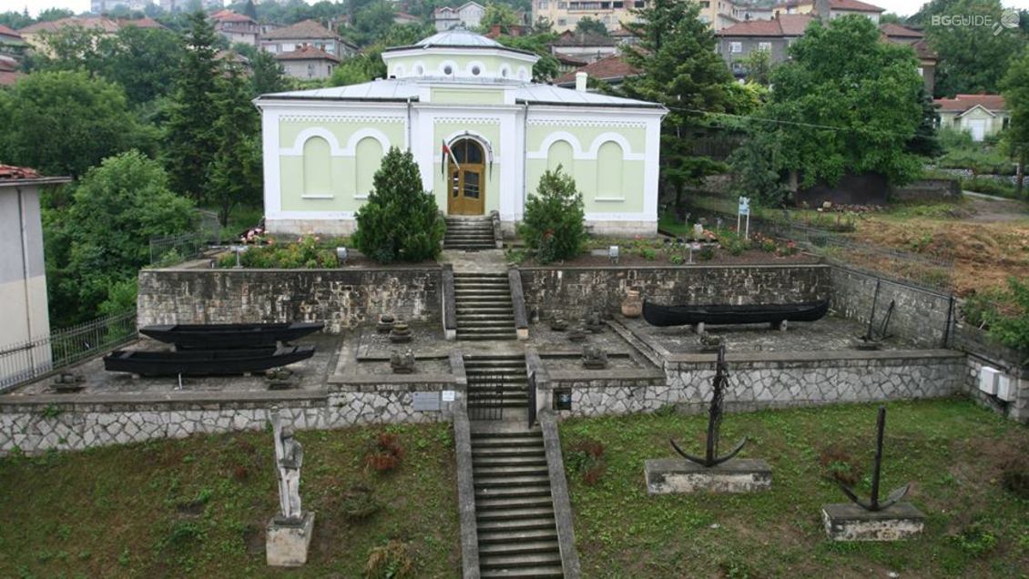 Етнографски музей - Дунавски риболов и лодкостроене