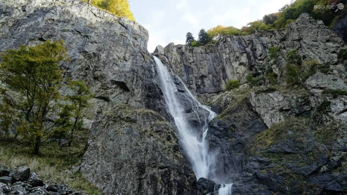 Kademliysko Praskalo Falls