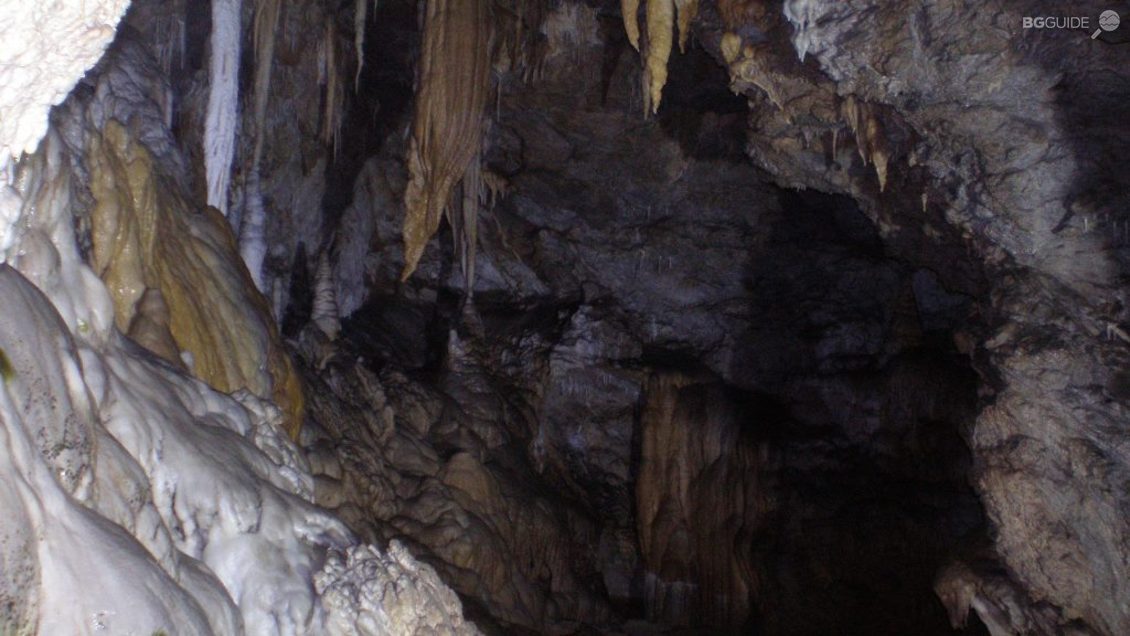 Ягодинска пещера