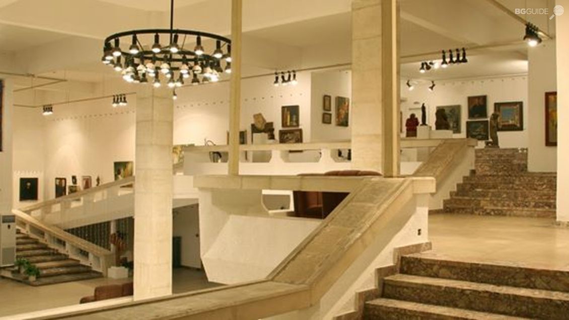 Художествена галерия – Казанлък