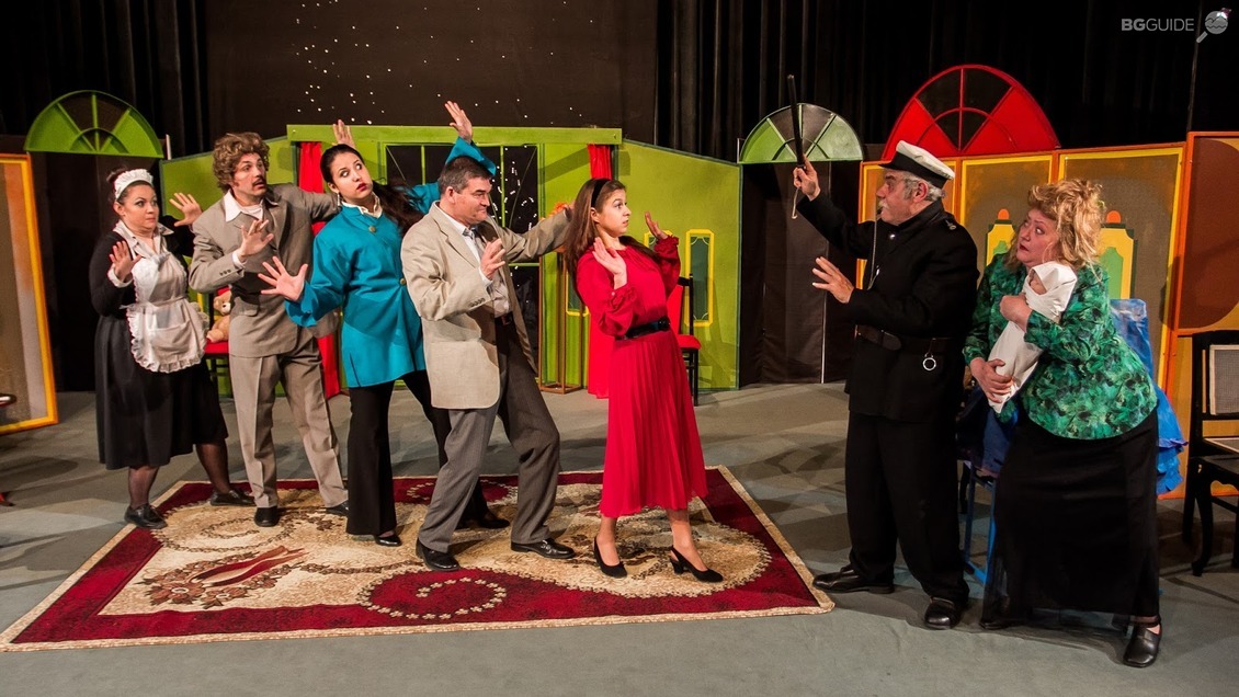 Драматичен театър „Драгомир Асенов”