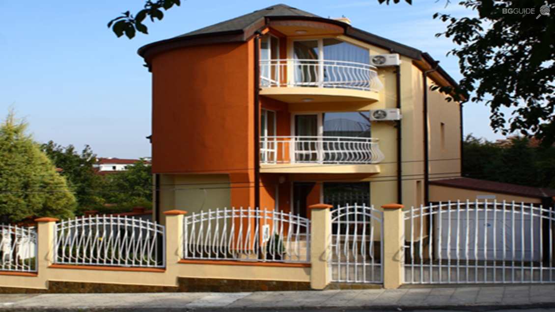 Хотел "Зоти"