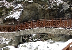 kostenski-vodopad_230x161_crop_e270bcd334