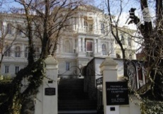 gr-galeria-plovdiv_230x161_crop_f2964513bc