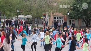 velikdensko-horo-na-megdana_310x174_crop_ddbb4349cf