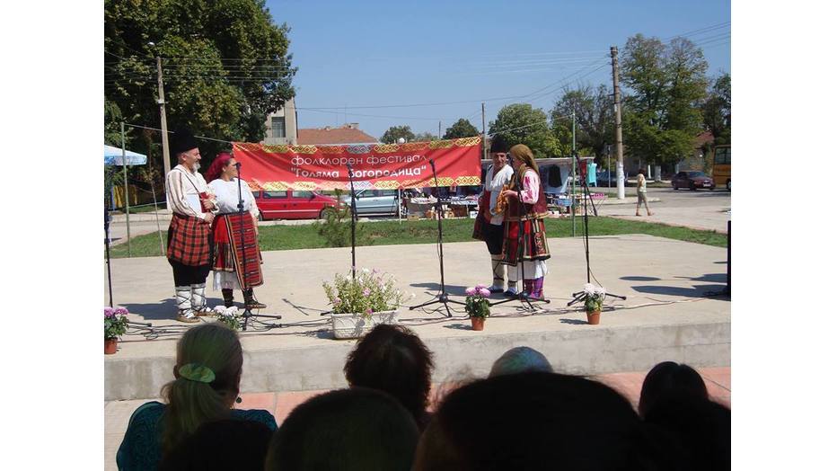 13686790-1126569540739928-4276657500684381584-n_932x524_pad_e643d909ec