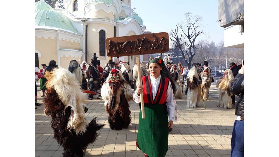 dervishovden-lisichovo_932x524_pad_1521b2adf0