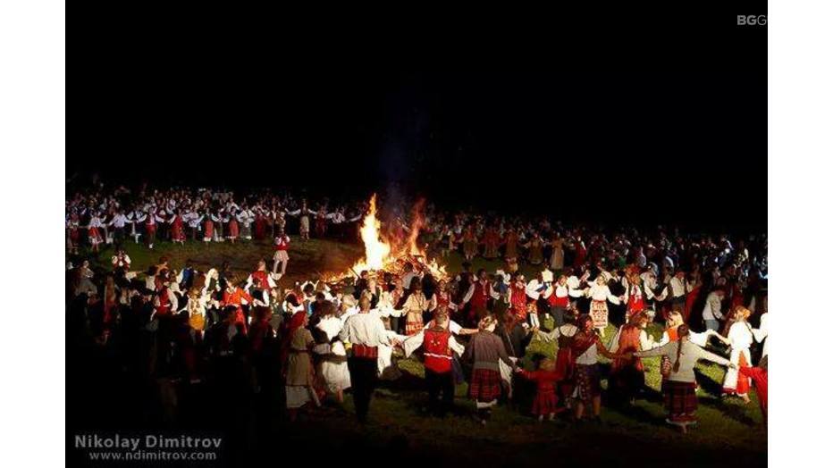 zheravna_932x524_pad_a27b4ee76c