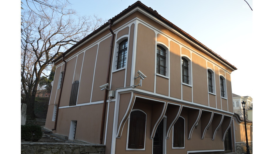 plan-54c00767f19ee828423567_932x524_pad_f2e853ba29